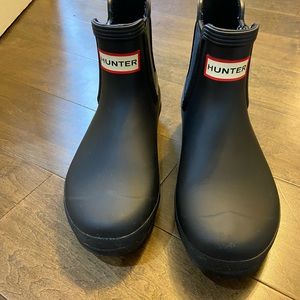 Chelsea HUNTER rain boots. Black. Size 7